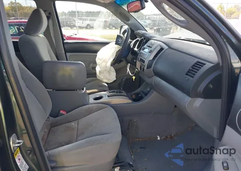 2010 Toyota Tacoma Base V6 из США, поврежденный, VIN 3TMLU4EN3AM038463